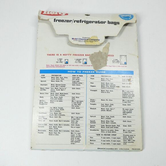 Hefty Freezer Bags Vintage 1973 Quart Sz. Plastic Mobil Prop Movie Retro Kitchen - Picture 2 of 6